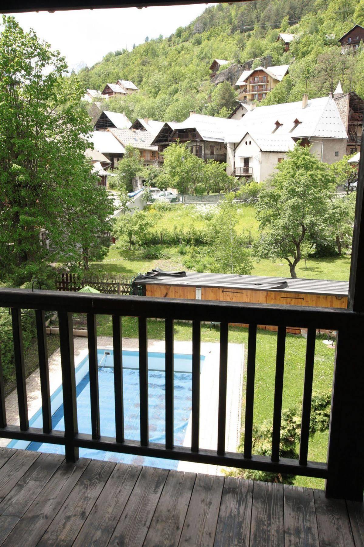 Hotel Les Vallois Vallouise Luaran gambar